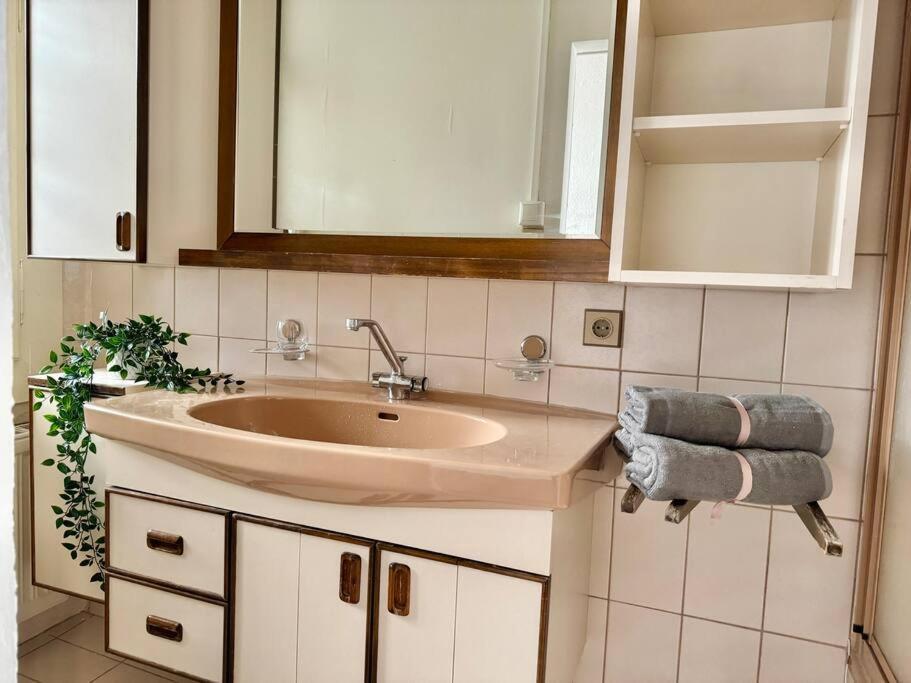 110 M2 Sunny & Central Apartment *