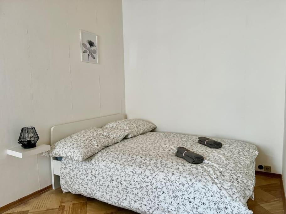 110 M2 Sunny & Central